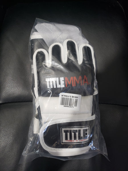 TITLE MMA GLOVES